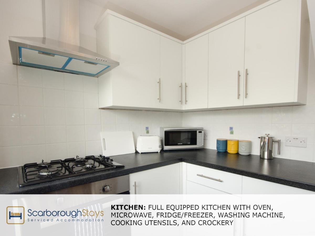 Candler Lodge - 3 Bedroom Townhouse With Parking - Patio Area & Seating Scarborough Kültér fotó
