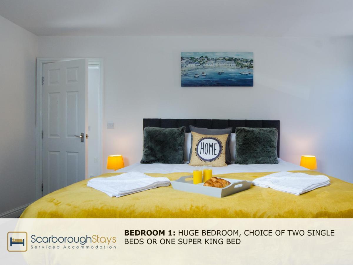 Candler Lodge - 3 Bedroom Townhouse With Parking - Patio Area & Seating Scarborough Kültér fotó
