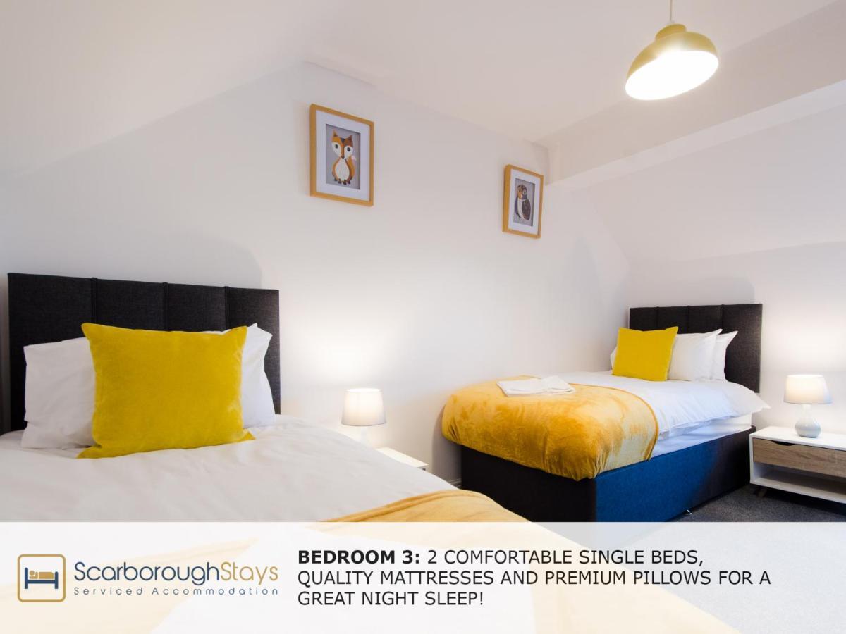 Candler Lodge - 3 Bedroom Townhouse With Parking - Patio Area & Seating Scarborough Kültér fotó