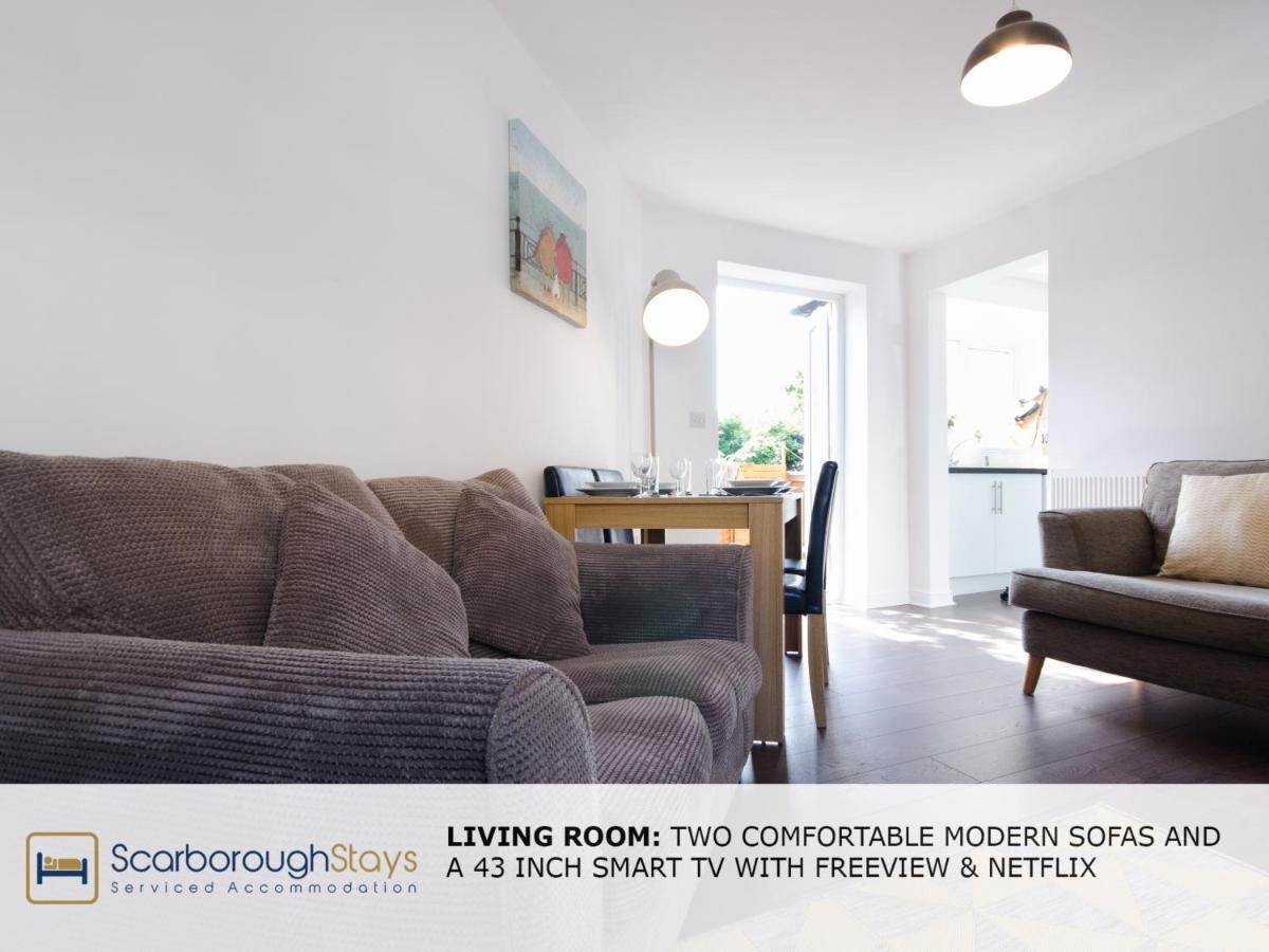 Candler Lodge - 3 Bedroom Townhouse With Parking - Patio Area & Seating Scarborough Kültér fotó