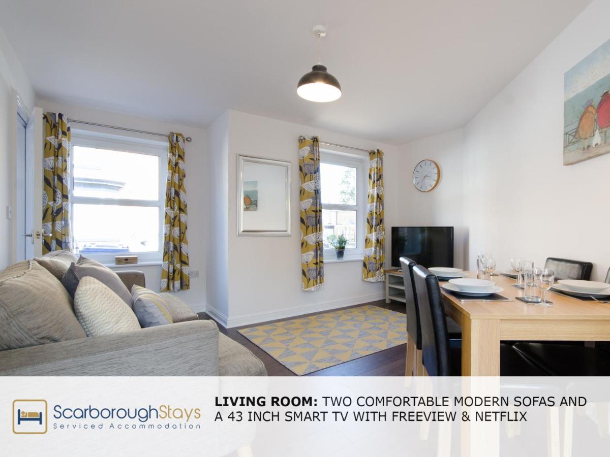 Candler Lodge - 3 Bedroom Townhouse With Parking - Patio Area & Seating Scarborough Kültér fotó